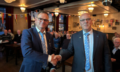 KWS Sneek Rob Aukema voorzitter Karst Doevendans 01